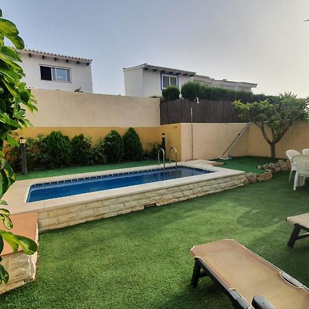 Bungalow Con Piscina 28 กราน อาลากันต์ ภายนอก รูปภาพ