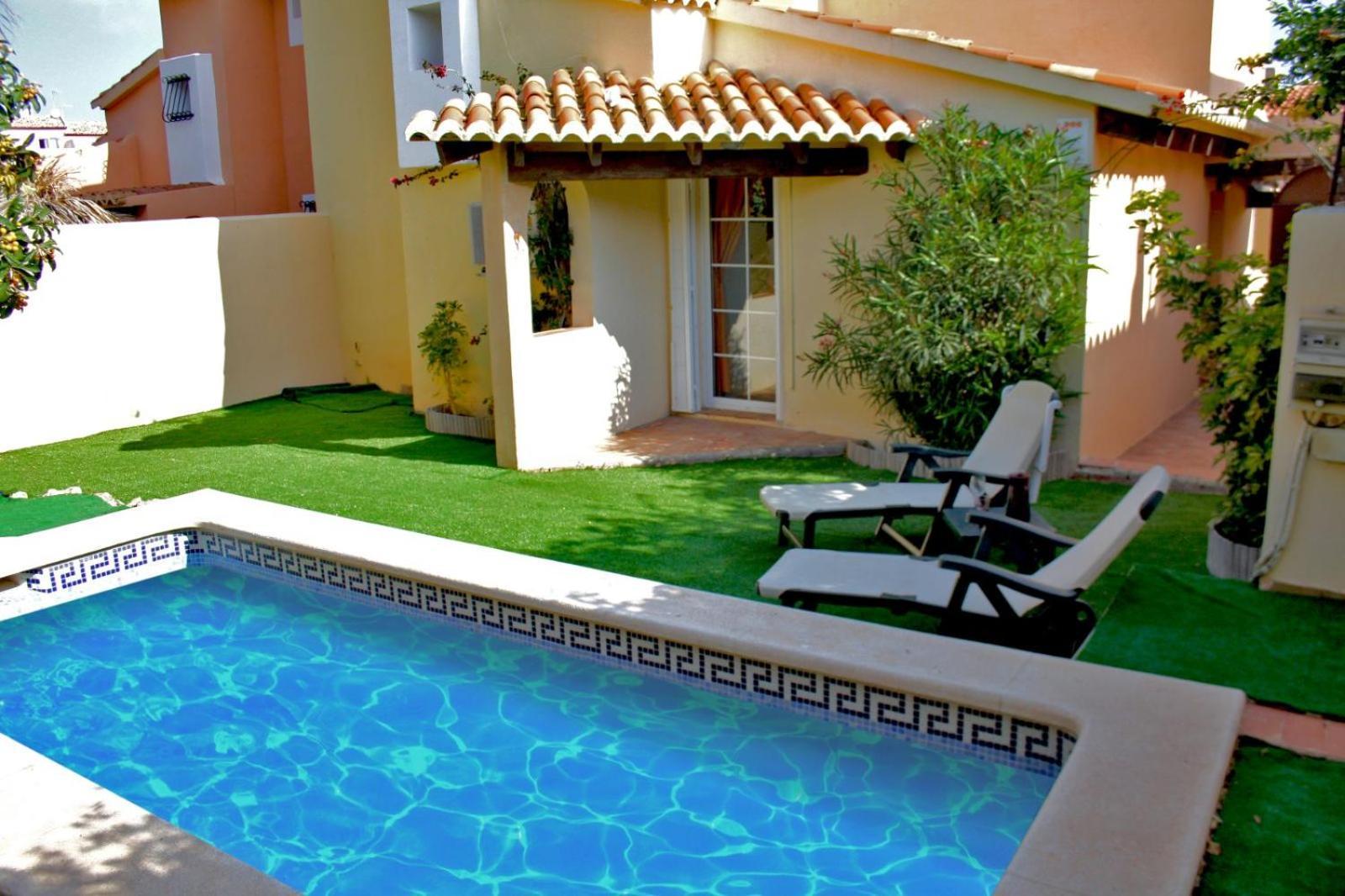 Bungalow Con Piscina 28 กราน อาลากันต์ ภายนอก รูปภาพ